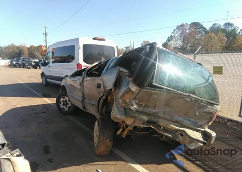 2003 Chevrolet Blazer Ls z USA, uszkodzony, nr VIN 1GNDT13X73K101849